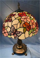 Stainglass shade table lamp, butterfly and floral