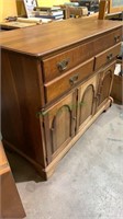 Colony House Buffet cabinet with two drawers over