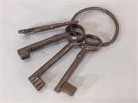 Large Cast Iron Faux Jailer's Keys