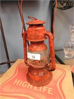 SIGNED OLD LITTLE WIZARD KEROSENE LAMP