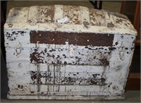 ANTIQUE WOODEN AND METAL HUMP BACK TRUNK