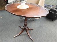 1940S MAHAGONY PIE CRUST TABLE