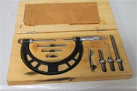 Craftsman Micrometer set