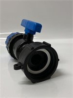 2-WAY PIPE CONNECTOR WITH SHUT-OFF NOZZLE