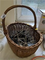 Basket and plate holders