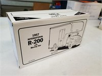 1957 International R200 Moving Van Toy