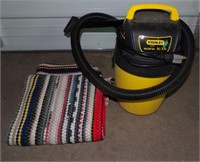 2.5gal. Shop Vac & 2 Rag Rugs