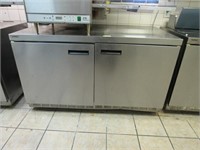 Delfield Stainless Steel Refrigerated 5' Cooler: T