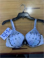 A Diamond in the Bluff Bra