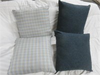(4) DARK BLUE AND HOUNDSTOOTH  ACCENT PILLOWS