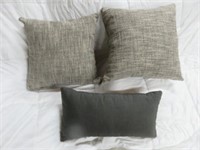 (3) WOVEN BLACK AND WHITE ACCENT PILLOWS