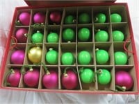 LARGE SELECTION OF CHRISTMAS BALLS WITH