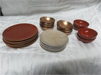 23PC WEST ELM PLATES AND BOWLS 7"