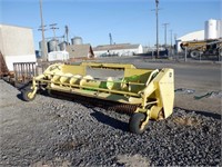 John Deere 645A Hay Head