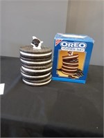 Oreo cookie jar