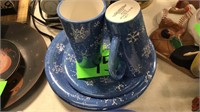 Snow plates and cups