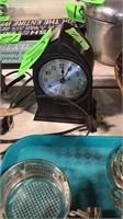 Table clock electric