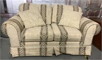 HillCraft Upholstered Sofa