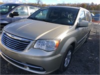 Used 2011 Chrysler Town And Country 2a4rr5dg7br701