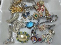 20 Pcs. Vintage Rhinestone Jewelry