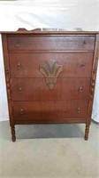 ANTIQUE WALNUT CHEST OF DRAWERS