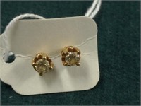 10K Diamond Stud Earrings