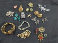 20 Pcs. Vintage Rhinestone Jewelry
