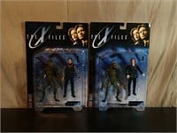(2) New 1998 X-Files Action Figures