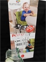 Pop portable baby chair and utensils