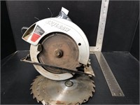 Skilsaw 7.25" Circular Saw & 3 Blades