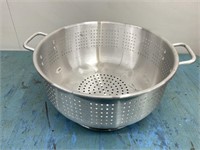 Never Used 16" Aluminium Colander