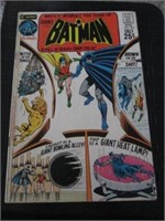 1971 DC Batman No. 228 Comic Book