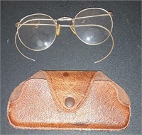 Very Old wire rim eyeglasses