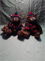 2 wishpet bears.