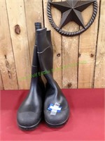 Size 9 Black Rubber Boots