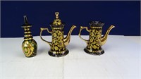 (2) Black/Gold tea pots