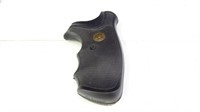 Smith & Wesson Round Butt Rubber Pistol Grip