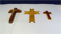 (3) Wooden Cross Wall-Hanging Home Decor