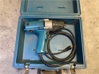 Makita 1/2" electric impact wrench in case