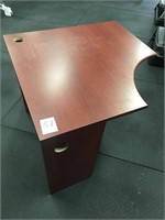 Corner desk