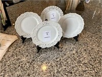 4PC PLATES W/STANDS