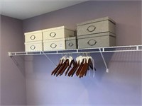 7PC ASSORTED BOXES W/HANGERS
