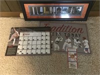 Illini Sign and Cardinals items including pin