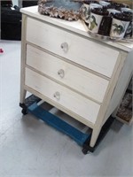 3 drawer table