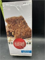 Heartbar oatmeal square white chocolate macadamia