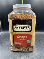 Snyder's snap pretzels - over 2lbs