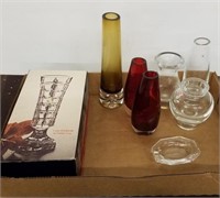 TRAY OF CRYSTAL AND LEAD GLASS VASES