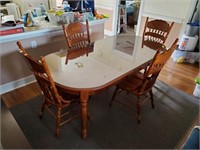 DINING TABLE W/ 5 CHAIRS