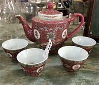 ASIAN TEAPOT AND CUP