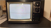 Sanyo 13 inch Tube TV and two indoor extension